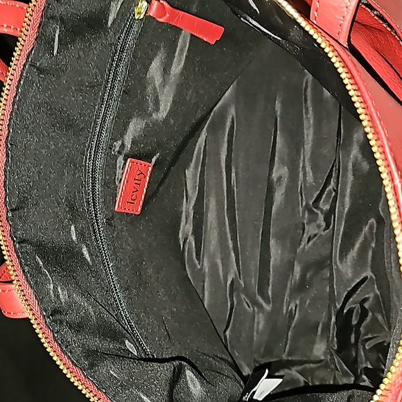 Levity Genuine Leather Shoulder Bag with Handstrap - Picture 4 of 4